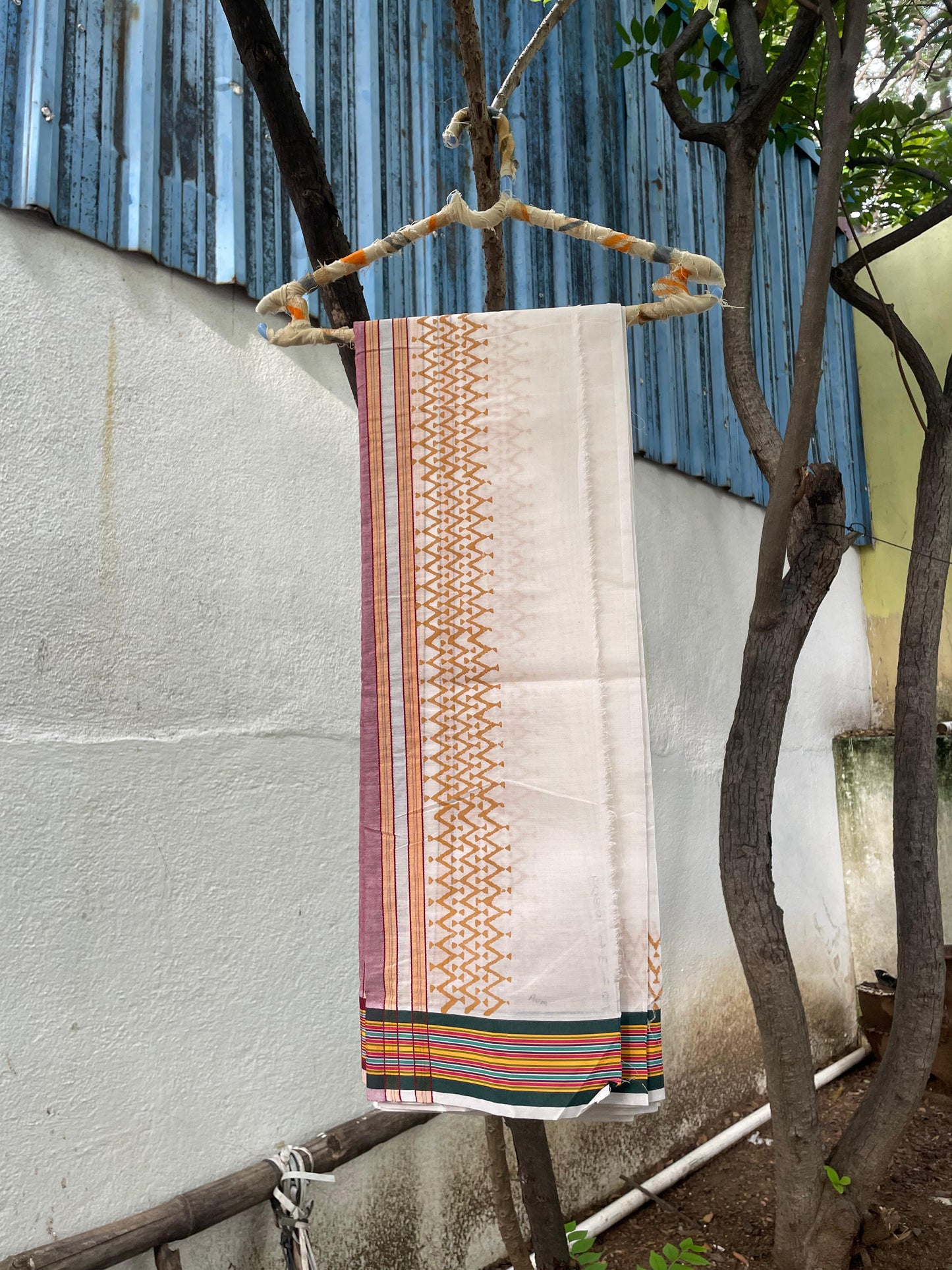 Prism Multicolour Border Series - 8 Muzham - Double