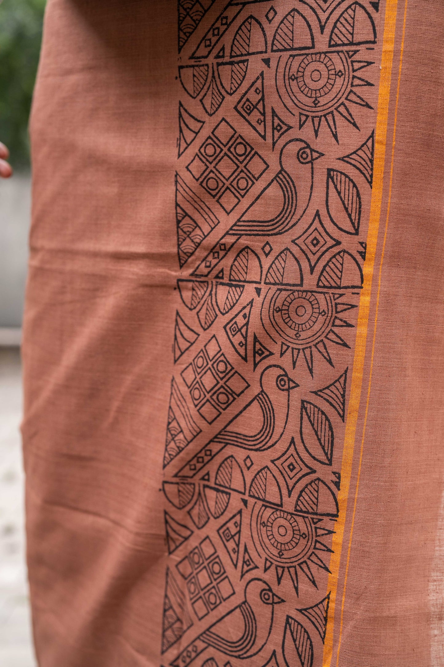 Birdbox – Colour Veshti series – 4 Muzham - Single